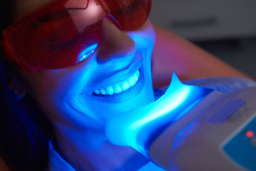 Teeth cleaning and whitening in Panama